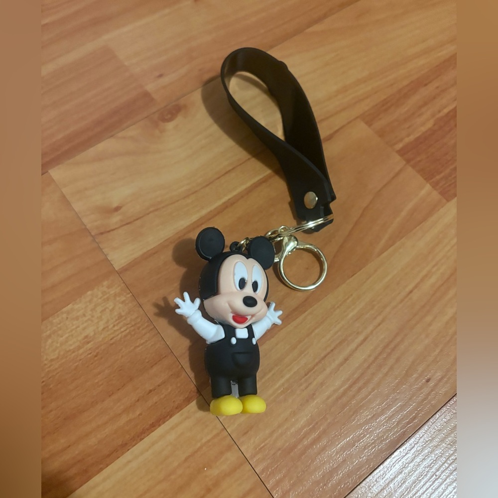 Mickey Mouse Black and Yellow Key Holder